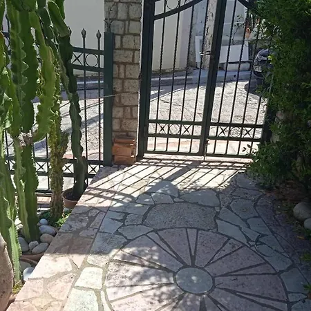 μεζονέτα 110τμ. Lägenhet *