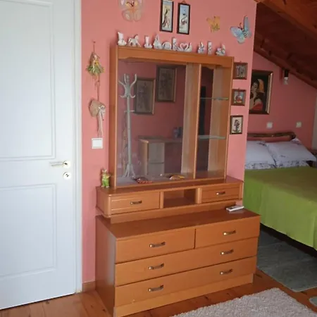 μεζονέτα 110τμ. Apartamento Calamata